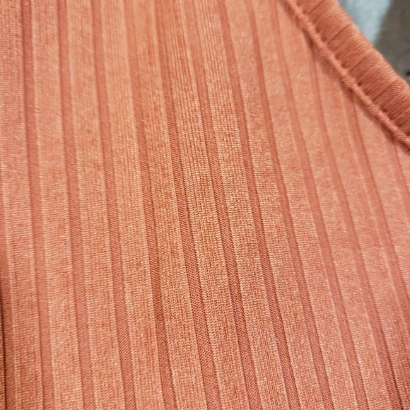 Nasty Gal ribbed halter v-neck bodysuit - Picture 8 of 8